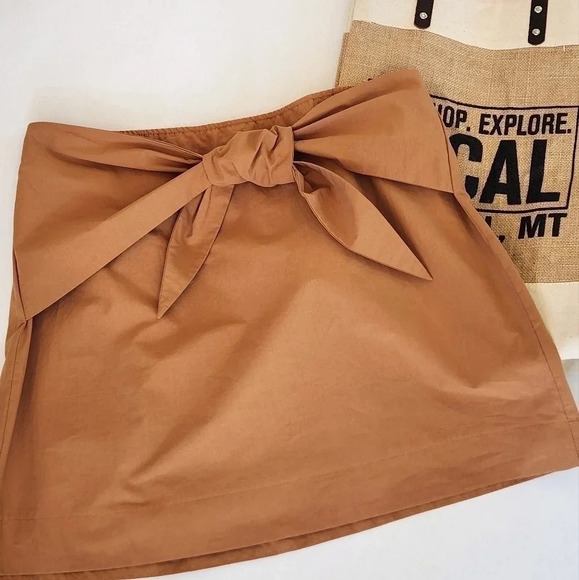 NWT || LOST + WANDER || Lady Like Charm miniskirt - Picture 3 of 7